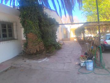 Capilla del Monte Hotel a reciclar en pleno Centro.