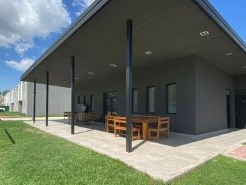CASA ESTILO DUPLEX A ESTRENAR -  DECS TORTUGAS