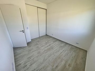 VENTA DE CASA HARAS SANTA MARIA 5 AMBIENTES
