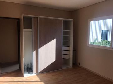 VENTA APTO CREDITO PH TRES AMBIENTES CON COCHERA EN FLORIDA VICENTE LOPEZ