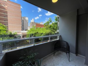 Venta departamento 1 dormitorio en zona centro Quincho con parrillero Solarium
