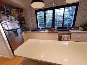 Departamento  en complejo con pileta, gran terraza propia Vicente Lopez calle Cortada, Vias a Maipu