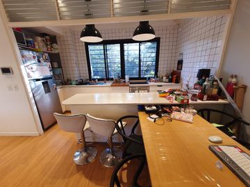 Departamento  en complejo con pileta, gran terraza propia Vicente Lopez calle Cortada, Vias a Maipu
