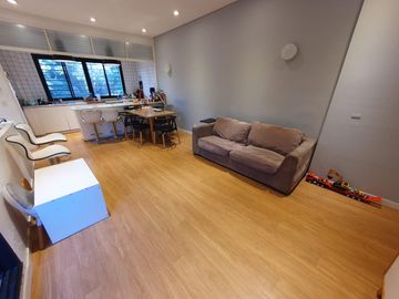 Departamento  en complejo con pileta, gran terraza propia Vicente Lopez calle Cortada, Vias a Maipu