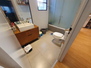 Departamento  en complejo con pileta, gran terraza propia Vicente Lopez calle Cortada, Vias a Maipu