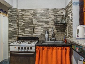 BAJÓ DE PRECIO! PH 3 ambientes Sin expensas terraza de uso común.