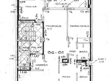 VENTA DEPARTAMENTO EN PISO EXCLUSIVO  DE  DOS DORMITORIOS MAS COMODÍN Y BALCÓN  EN ZONA CENTRO