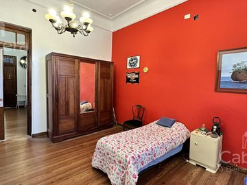Casa de 3 dormitorios con pileta en venta, La Plata