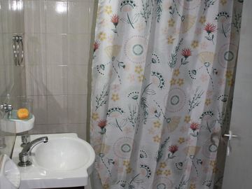 Casa quinta en barrio Los Rosaled
