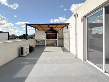 PH Triplex 4 Ambientes 140m2 con 2 cocheras en Florida Mitre/Este