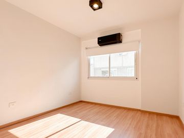 PH Triplex 4 Ambientes 140m2 con 2 cocheras en Florida Mitre/Este
