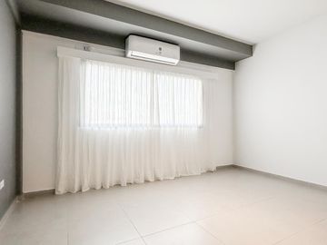 PH Triplex 4 Ambientes 140m2 con 2 cocheras en Florida Mitre/Este