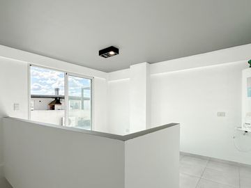 PH Triplex 4 Ambientes 140m2 con 2 cocheras en Florida Mitre/Este