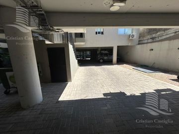 Luminoso Departamento con Balcón y Parrilla a la Venta / San Fernando