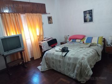 Casa en PH en Av Marquez