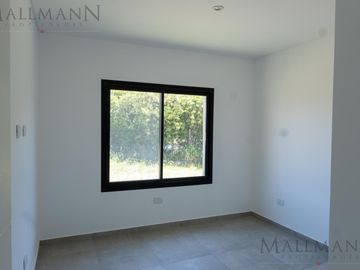Casa en El Canton Islas- Escobar-  Mallmann Propiedades