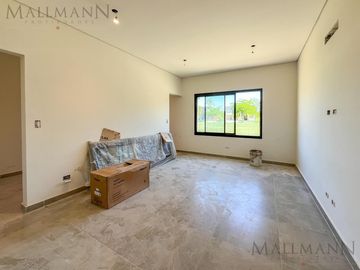 Casa en El Canton Islas- Escobar-  Mallmann Propiedades