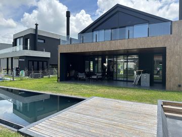 Casa en Carpinchos - Nordelta
