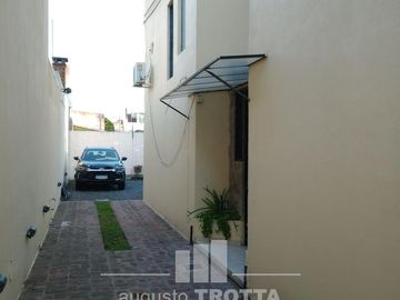 Departamento en  P.B. con Patio. Tipo LOFT