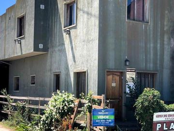CASA CON OFICINA Y GALPON