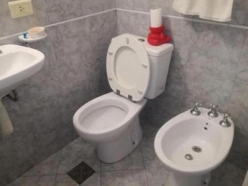 Casa en venta - 2 Dormitorios 2 Baños - 330Mts2 - Avellaneda