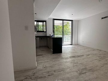 Venta 3 amb. 75M c/ cochera, frente, Lanús. Iberlucea 2922.