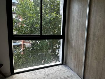 Venta 3 amb. 75M c/ cochera, frente, Lanús. Iberlucea 2922.