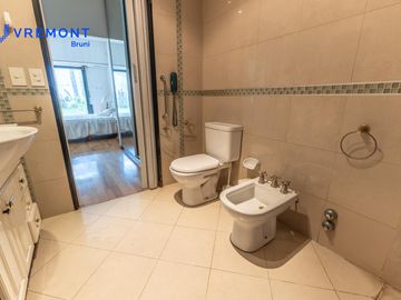 Venta Casa 6 AMB en Parque Chacabuco, Capital Federal.
