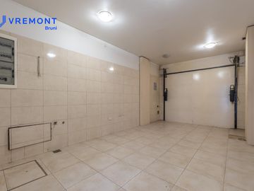 Venta Casa 6 AMB en Parque Chacabuco, Capital Federal.