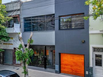 Venta Casa 6 AMB en Parque Chacabuco, Capital Federal.