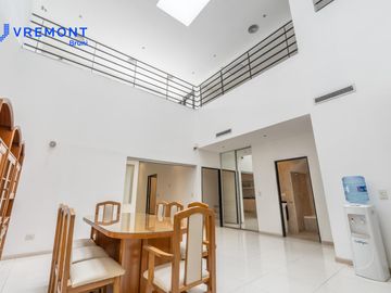 Venta Casa 6 AMB en Parque Chacabuco, Capital Federal.