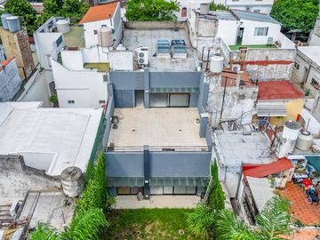 Venta Casa 6 AMB en Parque Chacabuco, Capital Federal.