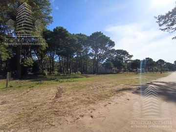 |LOTE DE 1000MTS²| |BARRIO RESIDENCIAL| |EL PINAR| |LA LUCILA|
