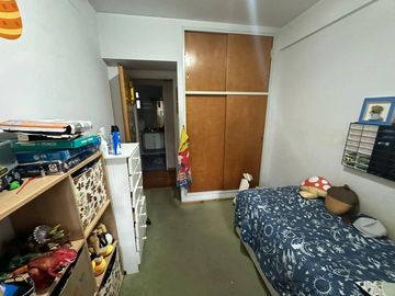 VENTA - DEPARTAMENTO 3 AMBIENTES CON BALCON Y DOS PATIOS - CABALLITO