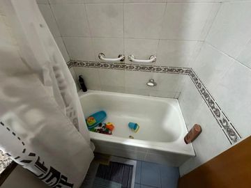 VENTA - DEPARTAMENTO 3 AMBIENTES CON BALCON Y DOS PATIOS - CABALLITO