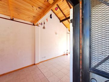 VENTA LOCAL/OFICINA 30 M2 VALENTIN ALSINA