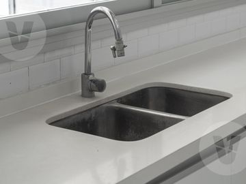 Casa en venta con renta - Barrio Terralagos, Canning