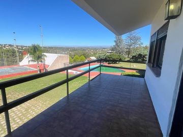 CASA QUINTA DEPTO CON PILETA Y CANCHA DE TENIS EN BIALET MASSE A METROS DEL LAGO ref 1997
