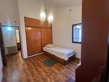 CASA QUINTA DEPTO CON PILETA Y CANCHA DE TENIS EN BIALET MASSE A METROS DEL LAGO ref 1997