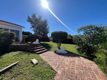 CASA QUINTA DEPTO CON PILETA Y CANCHA DE TENIS EN BIALET MASSE A METROS DEL LAGO ref 1997