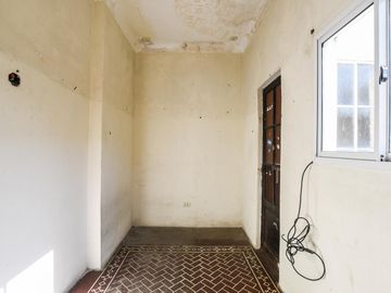 Casa  estilo inglés, 5 dormitorios, patio y cochera- San Lorenzo 1900- Centro- Rosario | Venta
