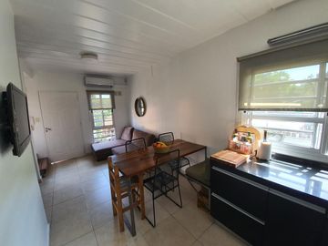 VENTA TRIPLEX    LOMAS DE ZAMORA 80 M2 EN CONDOMINIO CERRADO CON COCHERA BAJAS EXPENSAS  ACEPTA PERMUTA