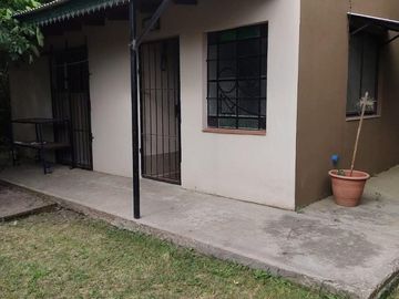 Casa en venta - 4 Dormitorios 2 Baños - Cochera - 968Mts2 - Miramar