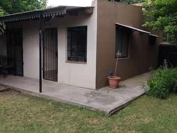 Casa en venta - 4 Dormitorios 2 Baños - Cochera - 968Mts2 - Miramar