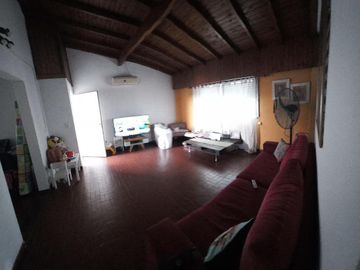 CASA MULTIFAMILIAR 200 MTS - 3 PH EN BLOCK - VILLA MARTELLI - VENDE