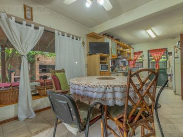 Casa en Venta en Manuel Alberti - Lote 1200m², 6 Dorms, Pileta y Jardín . Km 38.5,  Pilar