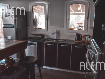 Casa de 3 dormitorios en venta en Echeverria del Lago | Posible permuta
