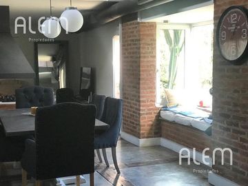 Casa de 3 dormitorios en venta en Echeverria del Lago | Posible permuta