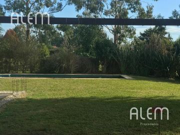 Casa de 3 dormitorios en venta en Echeverria del Lago | Posible permuta