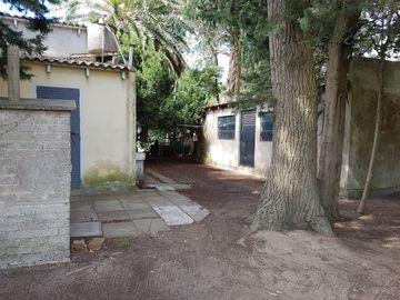 Casa en venta - 3 Dormitorios 2 Baños - 535Mts2 - San Clemente del Tuyú